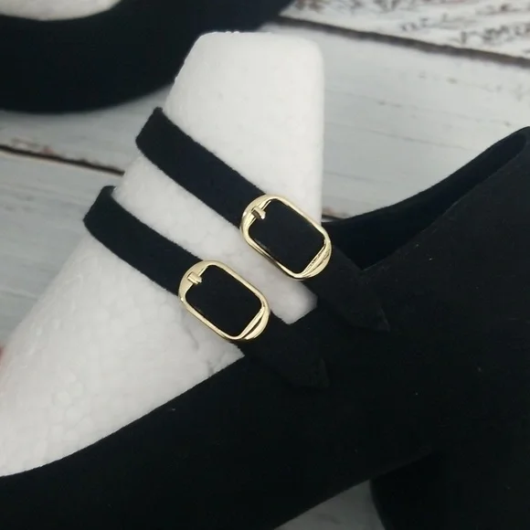 Black 2 Strap Cato Heels - Picture 7 of 9